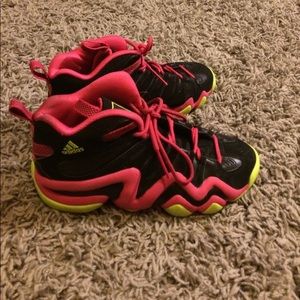 Women’s Adidas 💛💖